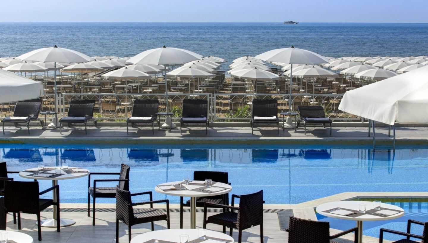 Area Vip Gazebo Hotel Byron Bellavista 4